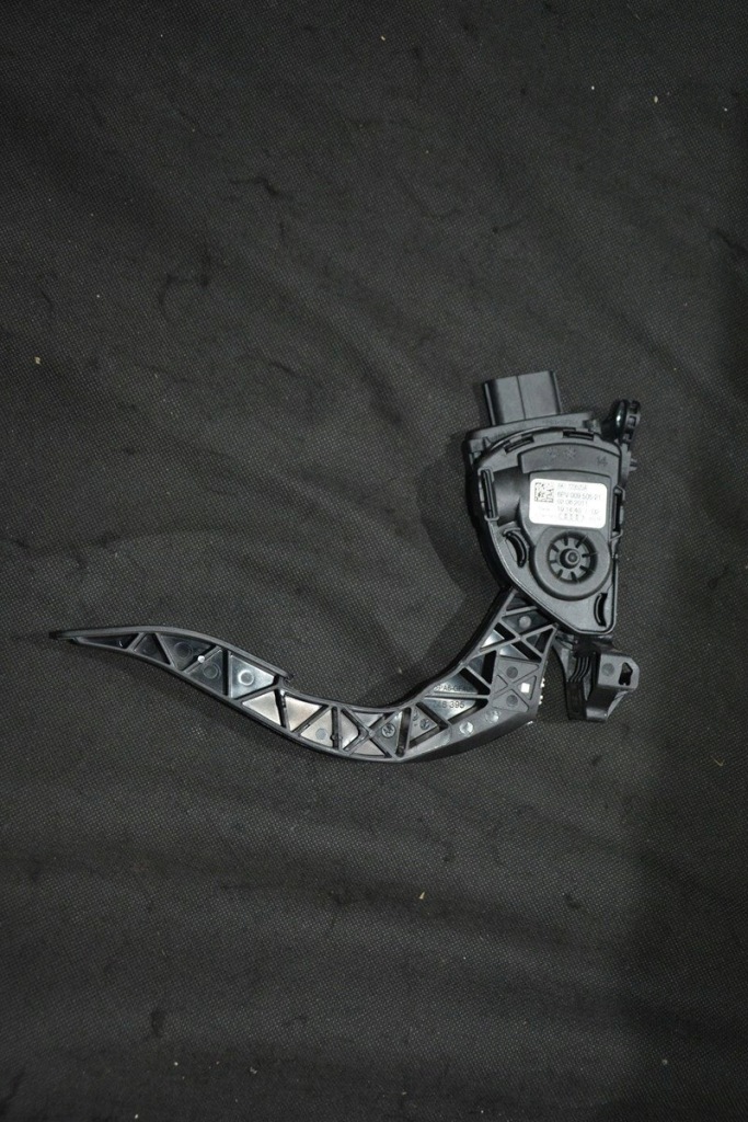 фото №1, Педаль газа audi a8 d4 w12 6.3fsi 6pv009505