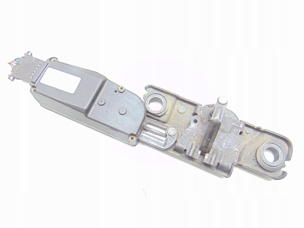 фото №1, Замок доводчик крышки задняя audi a6 c7 a7 4g 4f9827383h