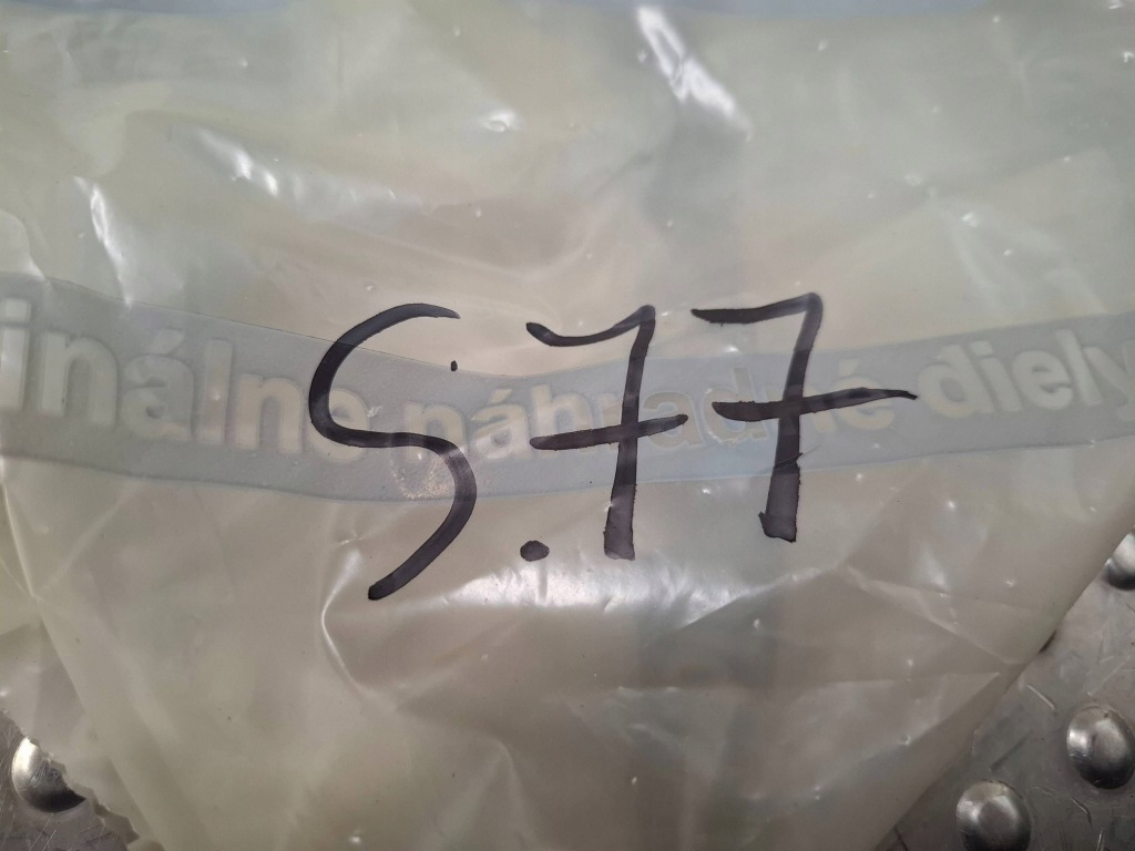 Решётка радиатора решётка w бампер правая 156090419 alfa romeo giulietta 2010- Киев