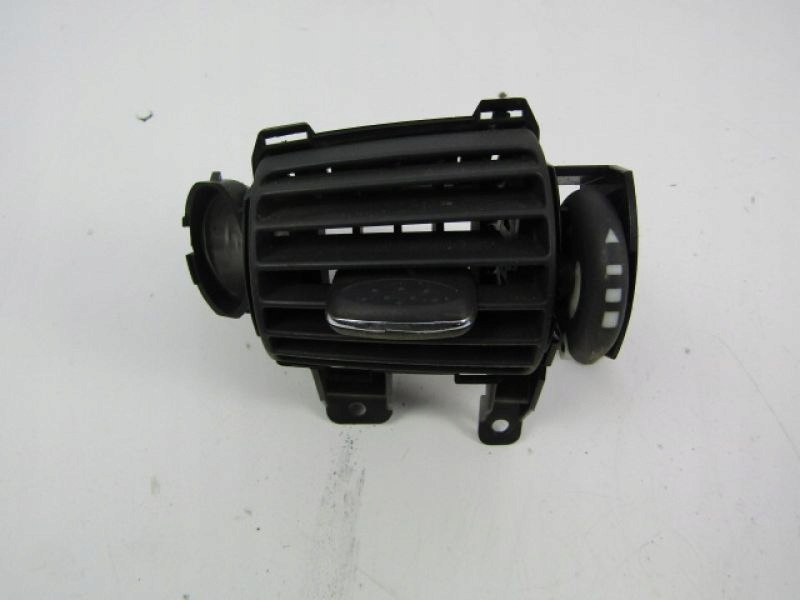 фото №1, Mercedes w203 воздуховод воздуха решётка 2038300154