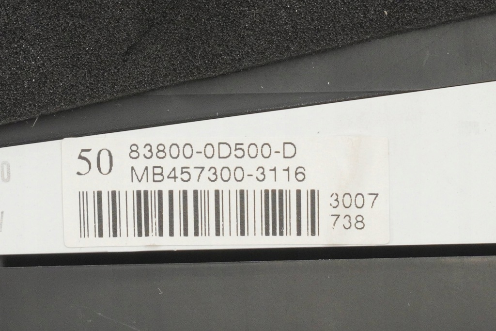 Панель приборы toyota yaris 83800-0d500 Киев