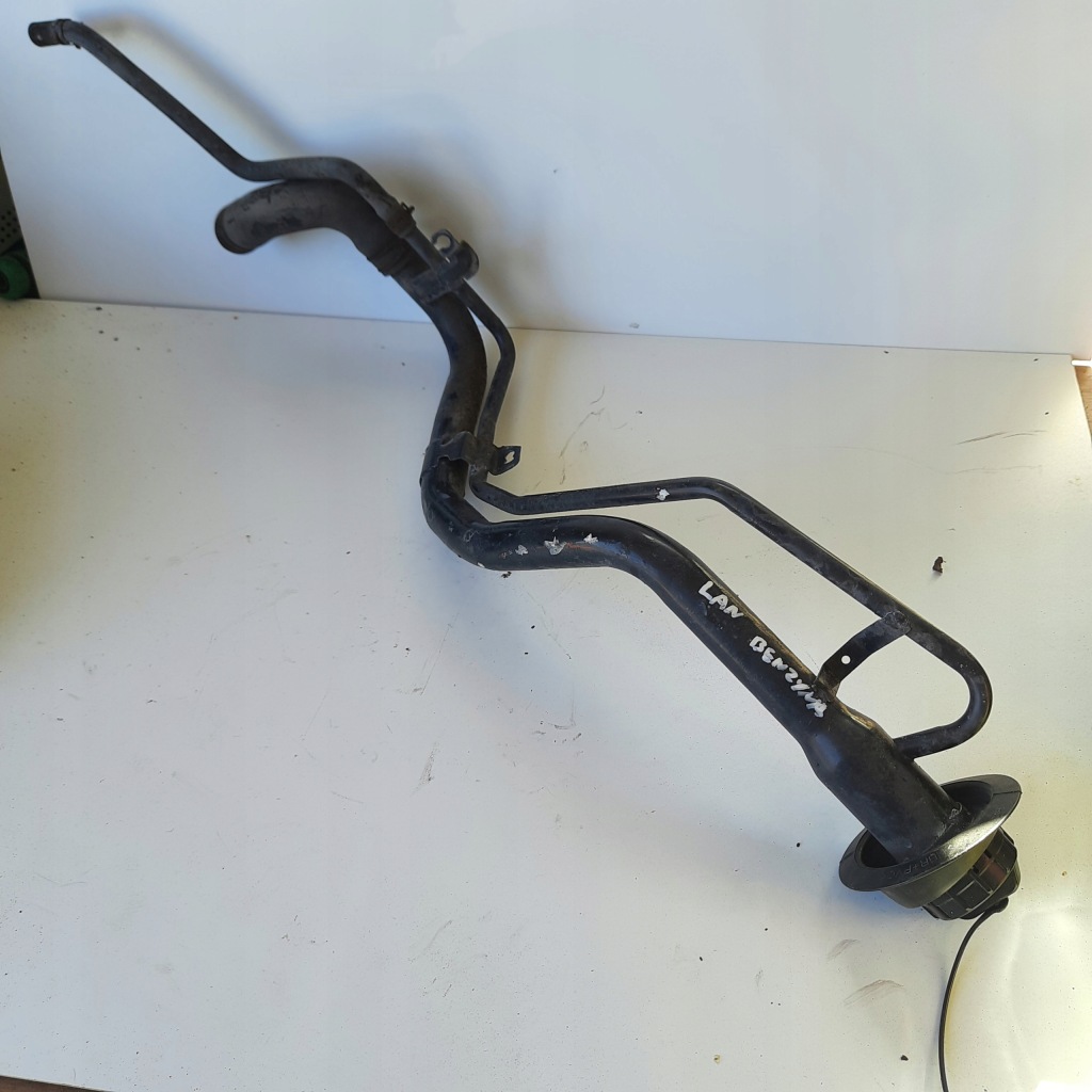 фото №1, Mitsubishi lancer viii 07- заливна горловина пального 1,8 b