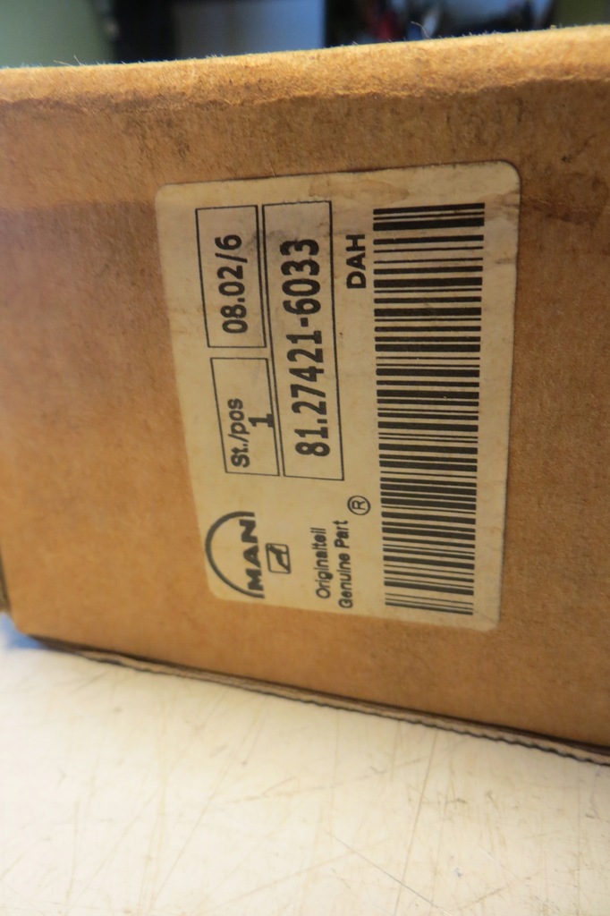 фото №8, Датчик уровня топлива man f2000 f90 81.27421-6033 оригинальный номер