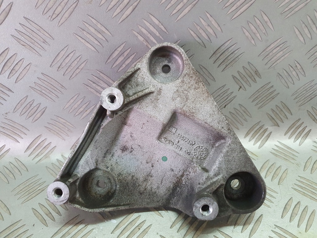 фото №1, Кронштейн компресор кондиціонера opel adam 1.4 t