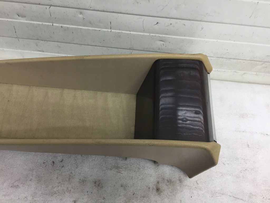 Mercedes e w124 купе тунель сидіння задній a1248430107 в Україні