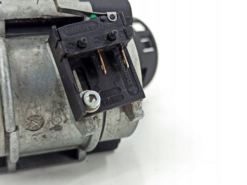 фото №14, Mercedes-benz ml w163 1999 бак lpg