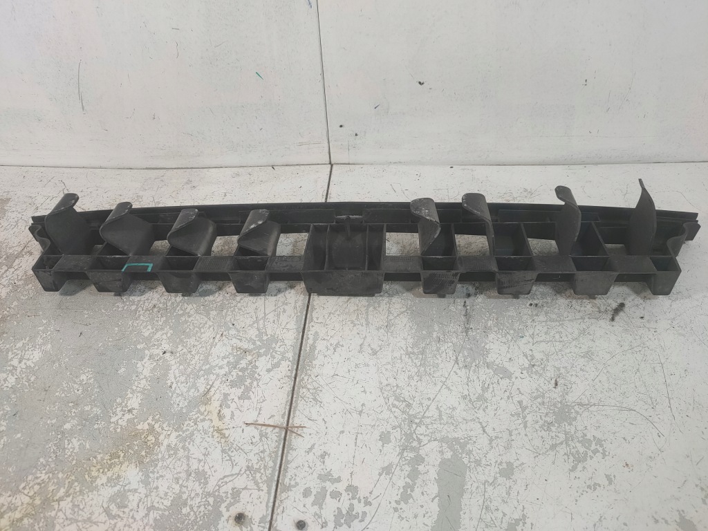 фото №1, Направляющая бампера задняя peugeot 308 t7 sw 9681474880