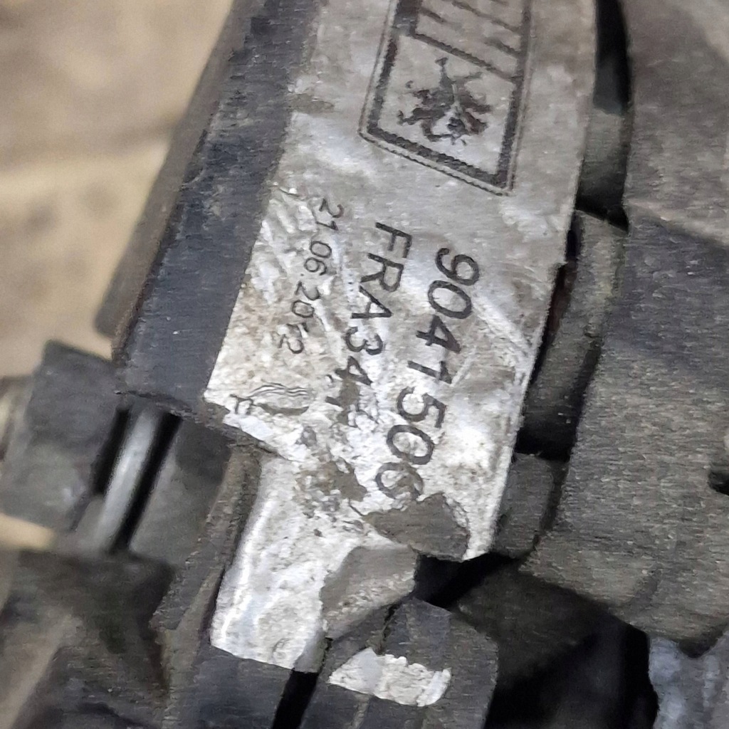 Alfa romeo 159 генератор 90415061 в Україні