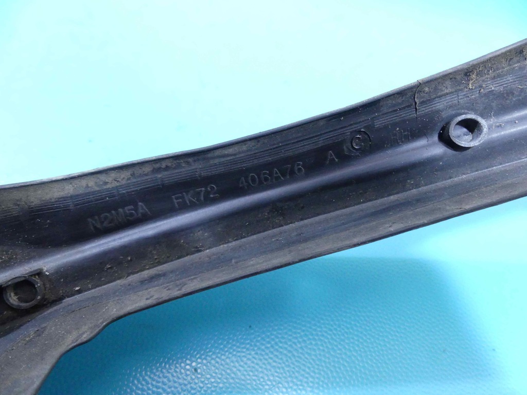 фото №7, Оббивка кришки багажника discovery sport l550