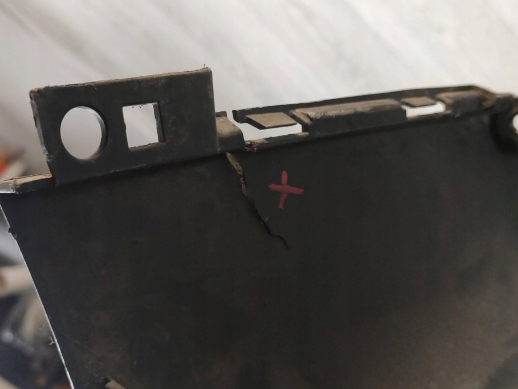 Mg zs ev рестайлинг  электрик спойлер накладка диффузор бампера передний p110110 Оригинал