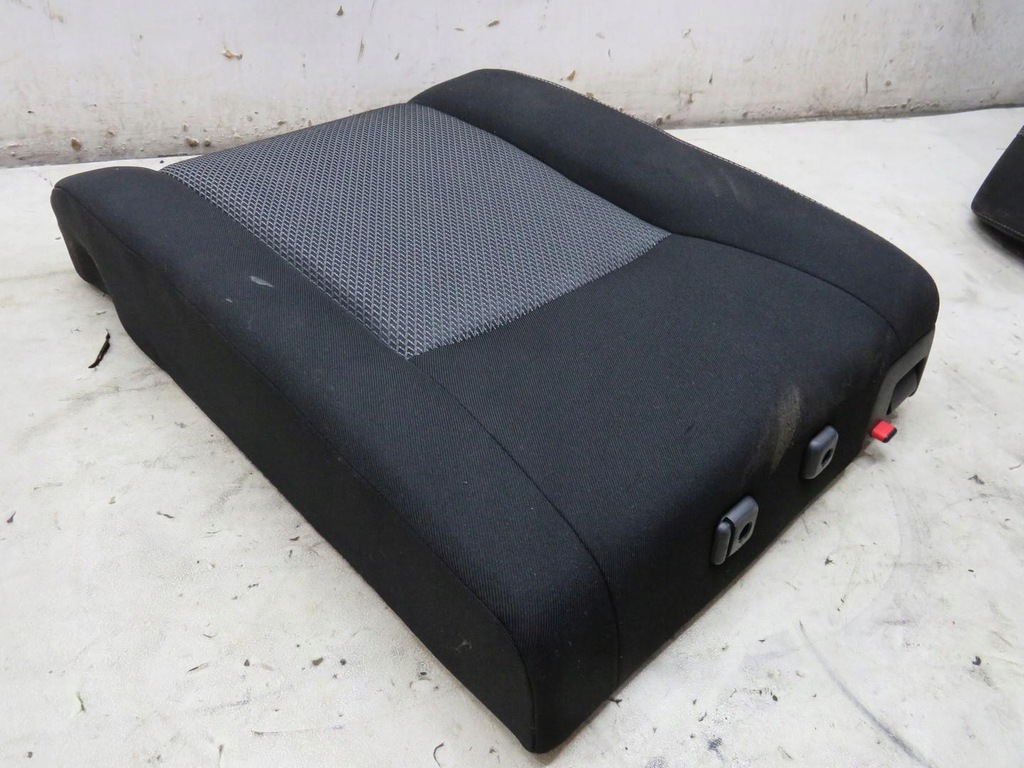 фото №12, Переходник фургон заднее сиденье ремни сиденье sx4 s-cross