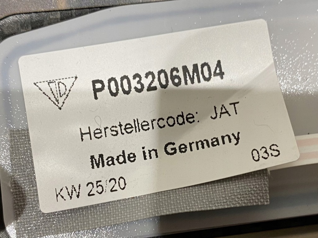 фото №7, Porsche taycan turbo s поріг накладка карбон