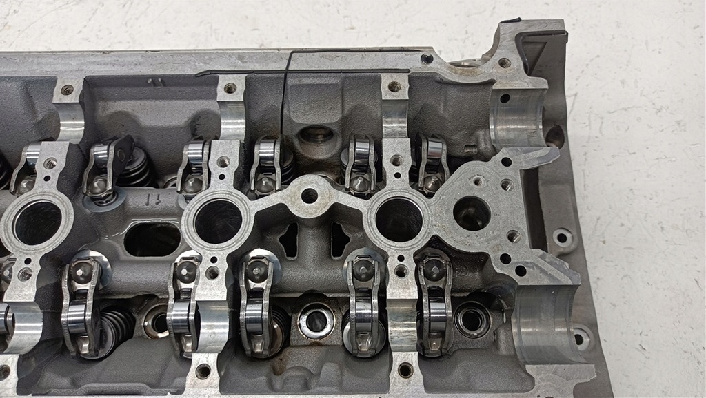 фото №8, Головка левая audi a6 c6 a8 d3 s5 rs5 rs4 4.2 fsi v8 bvj 079103285ps