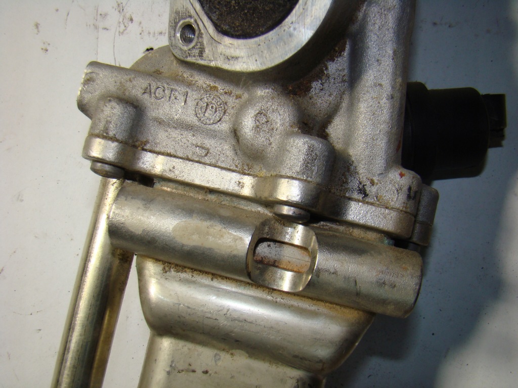 Радиатор клапан egr комплект  iveco daily 3.0 eu6 biturbo 5802761463 5802726918 Оригинал