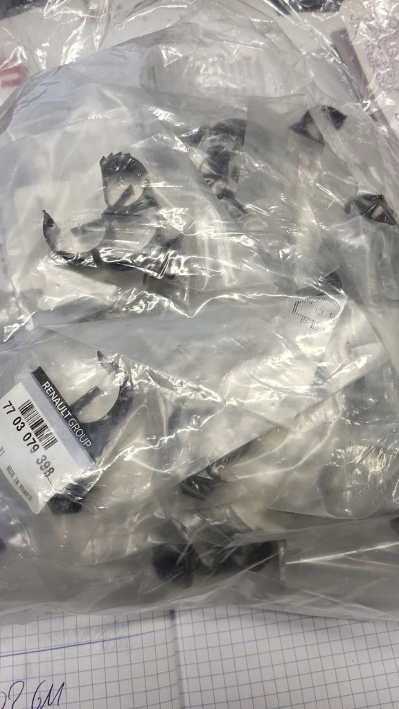 фото №2, Кліпса кронштейн трубопровід кліпса renault 7703079398 оригінальний номер