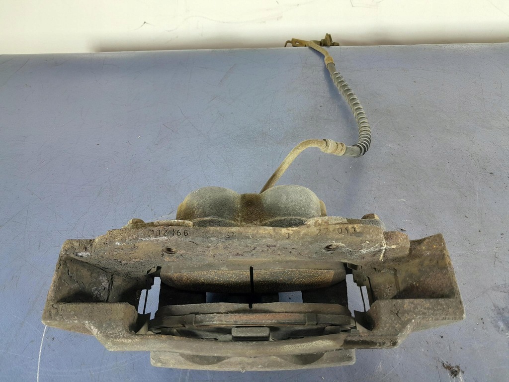 фото №5, Chrysler pacifica i 4.0 суппорт скоба перед правый