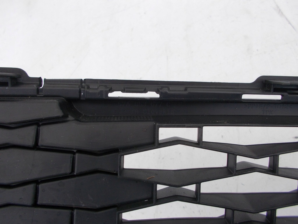 фото №8, Skoda karoq li ft2021- з передній решітка нижня бампера передній