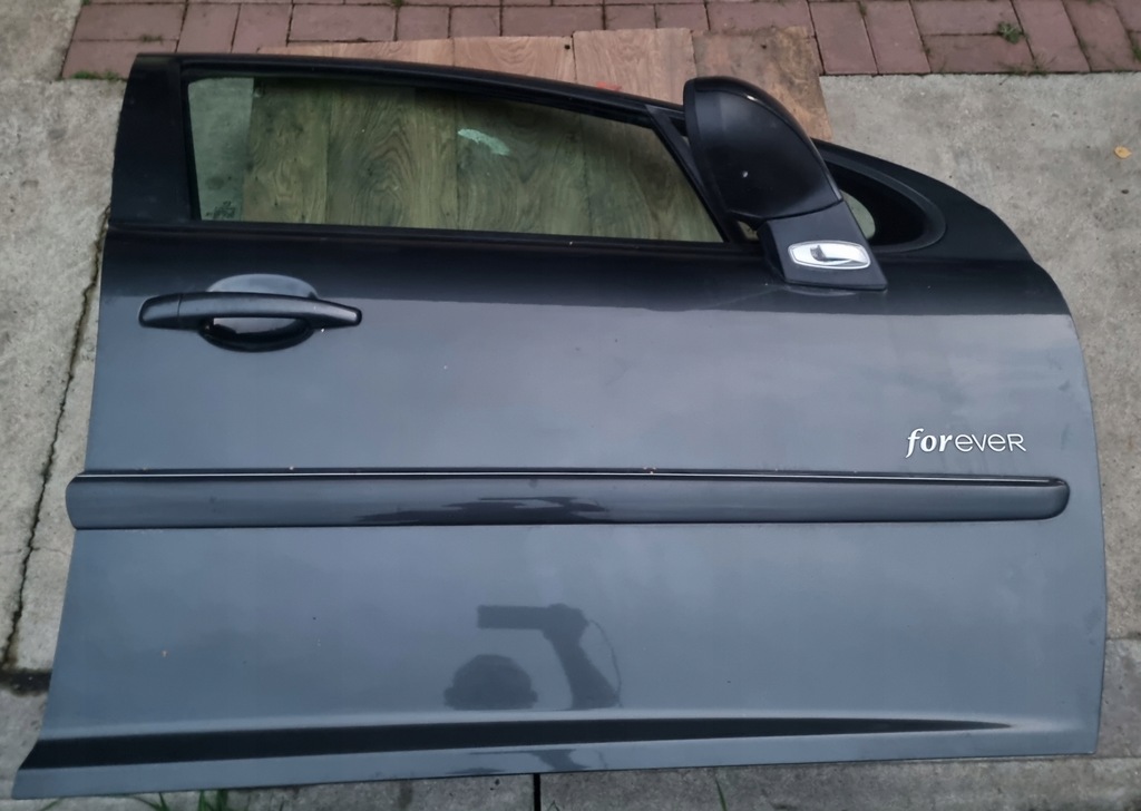фото №1, Peugeot 207 hb 5d дверь правое перед код лакокрасочного покрытия ktpd