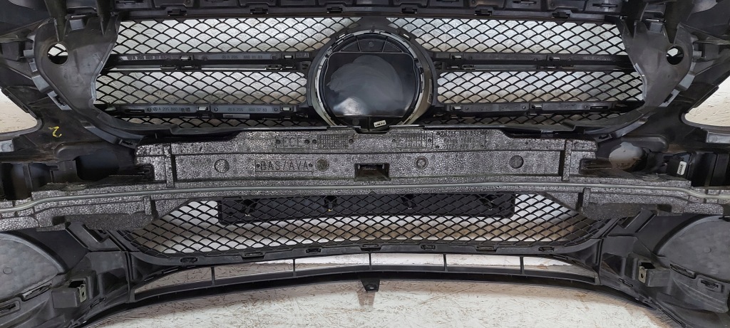 фото №10, Mercedes w205 бампер перед решётка радиатора жгут датчики pdc абсорбер