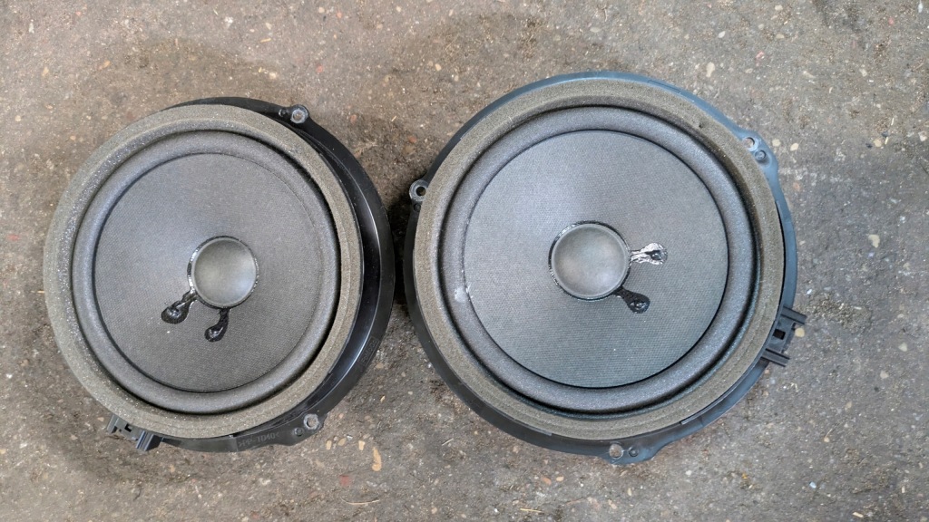 Купить Ford connect mk2 tourneo 15r динамик дверь перед aa6t18808aa