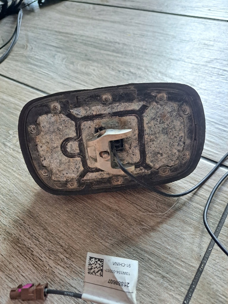 фото №3, Антенна кровельная gps gsm am fm volvo fh fm 4 fmx renault gama t range c k