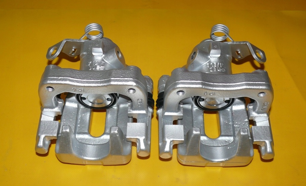 фото №3, Суппорты левый правый задняя citroen c3 picasso ii 249/9