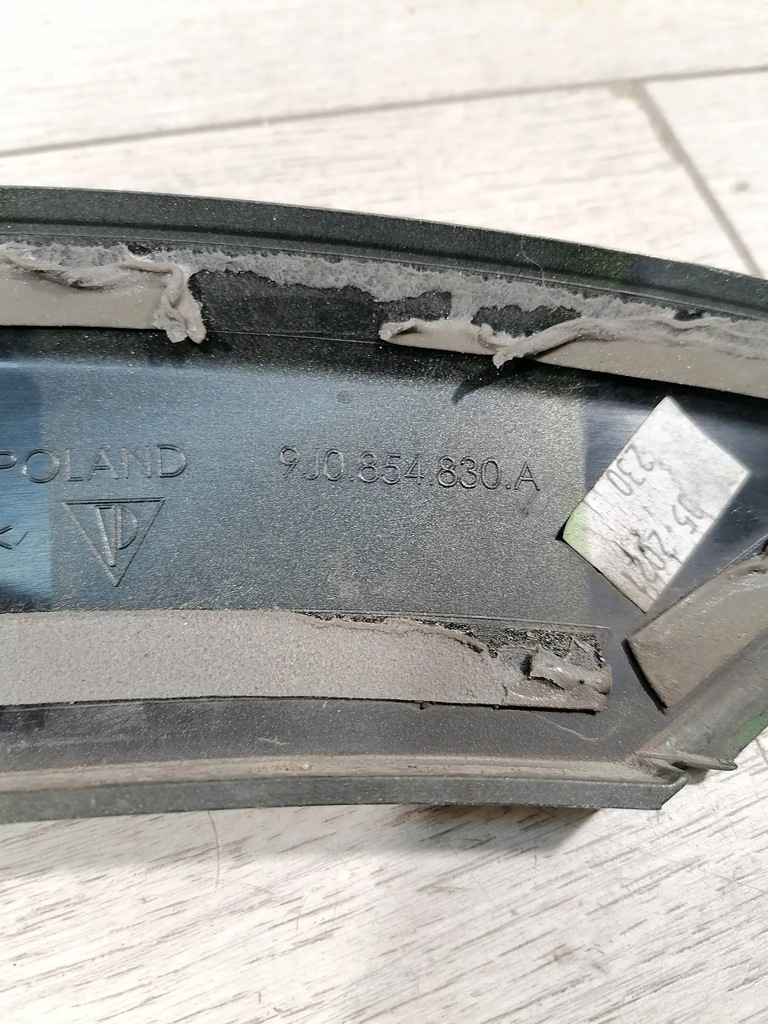 фото №5, Taycan turbo молдинг крыло правый задняя 9j0854830a