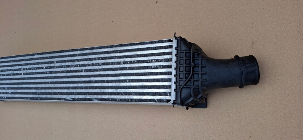 Audi a4 b9 a5 f5 q5 інтеркулер радіатор повітря оригінал 8w0145805p Київ