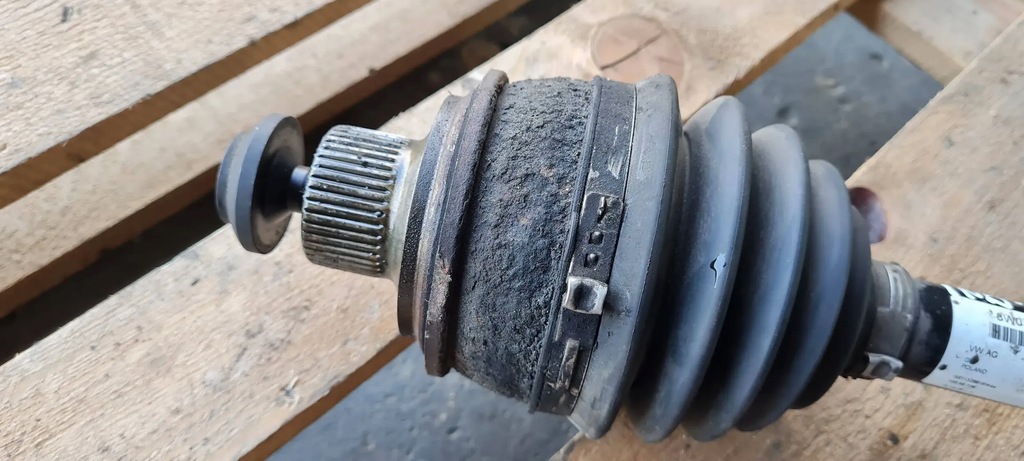 фото №6, A4 b9 8w приводной вал перед правая левая 2.0 tdi 8w0407271f a5 8w