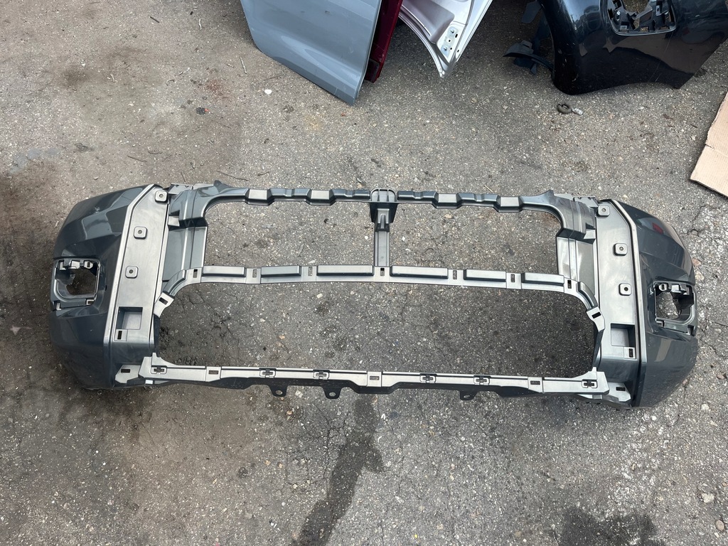 фото №1, Бампер передний toyota hilux 8 lift