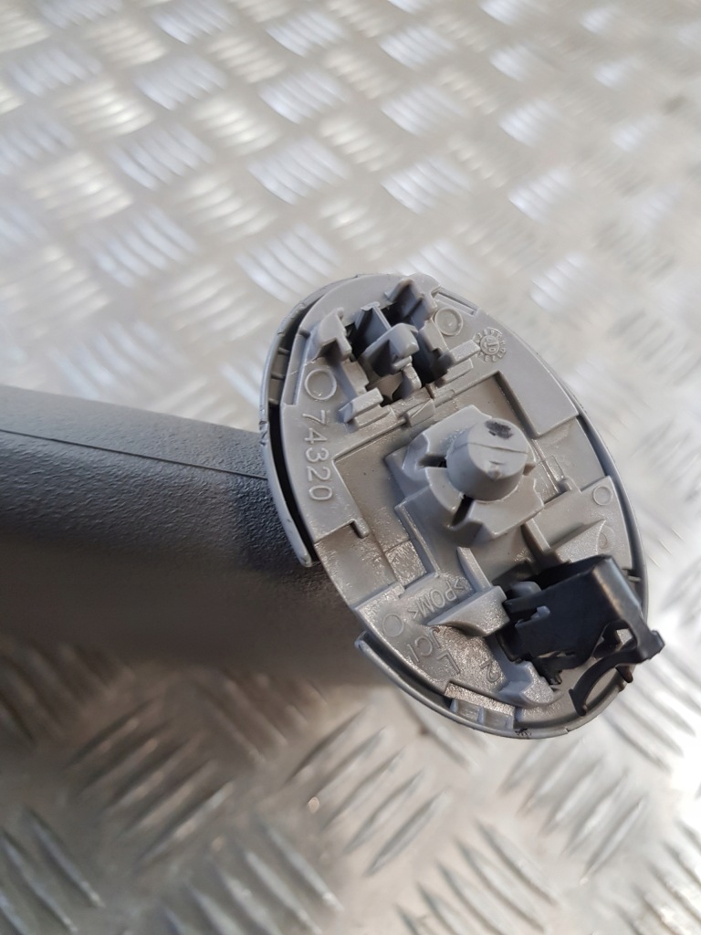 Козирок накладка сонцезахисна ліва toyota yaris 2 07r- Київ