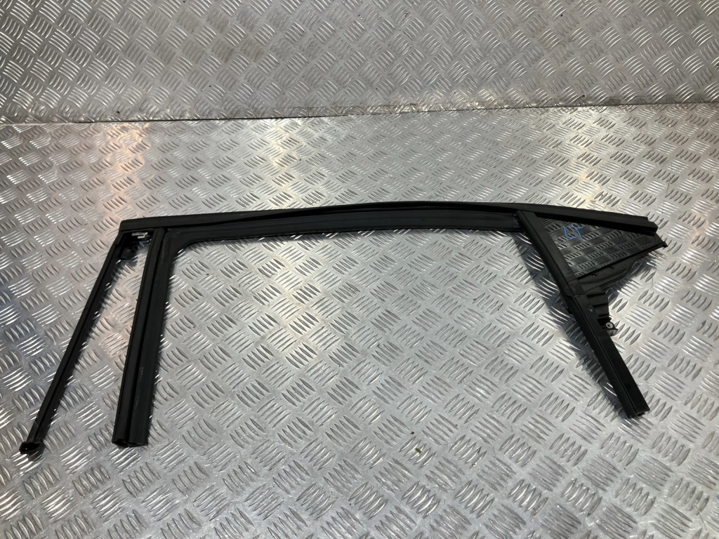 Купить Прокладка рамка дверь стекло левый задний  opel mokka b ii 20-