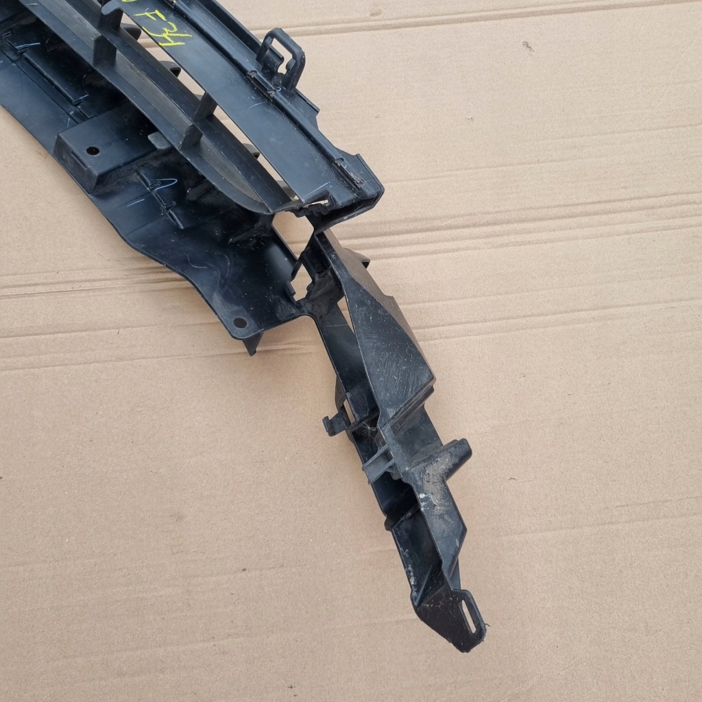 Решётка впуск бампера перед bmw 3 gt f34 7293808 с Разборки