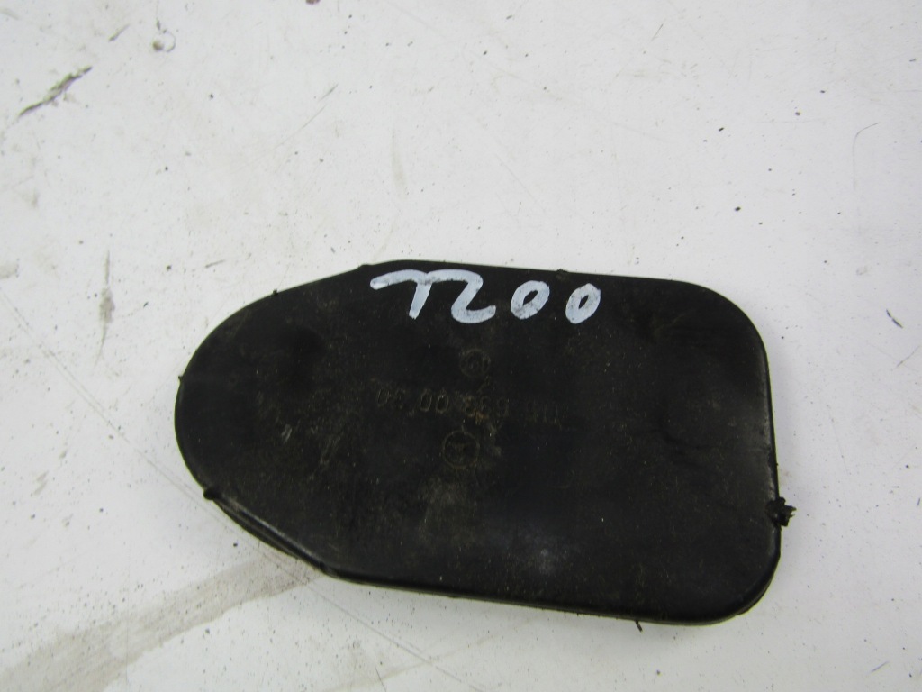 Купить Mercedes 123 w123 заглушка амортизатора задняя 4d