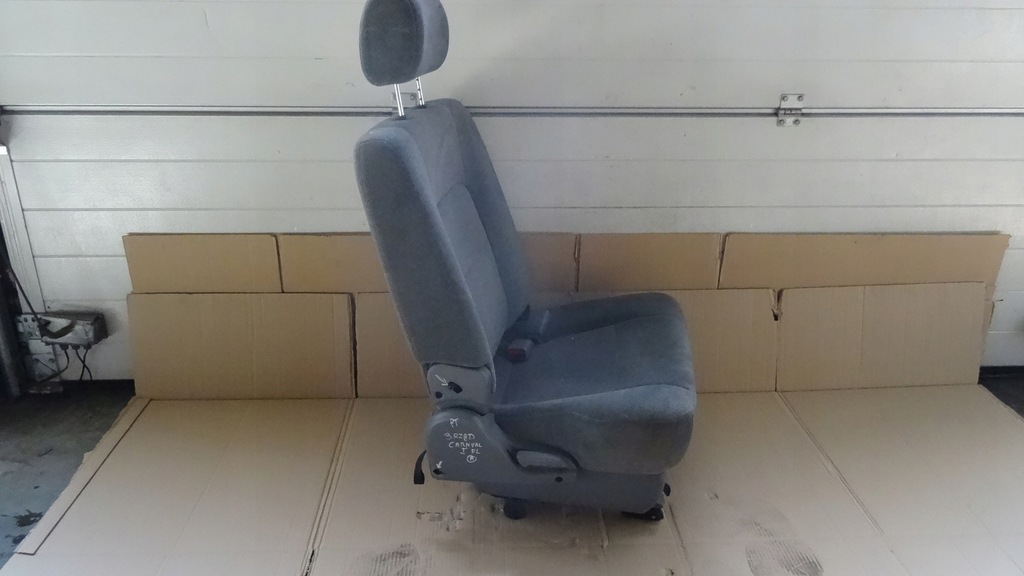 фото №5, Kia carnival i сидіння правий задня iii ряд