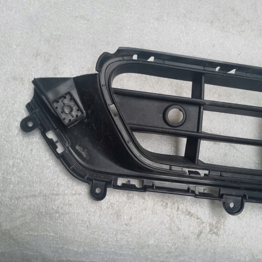 фото №9, Volvo xc40 xc 40 31650117 решётка бампера средняя