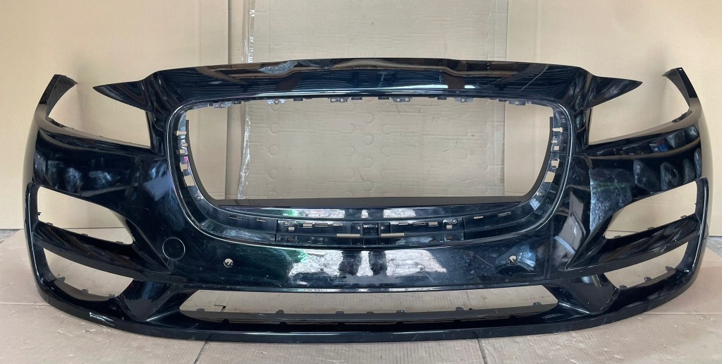 фото №1, Бампер передній перед jaguar f pace 16-