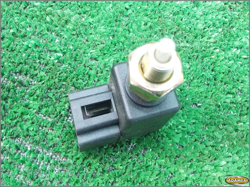 фото №5, Kia carnival iii 07r датчик стоп-сигнал 93810-3k000