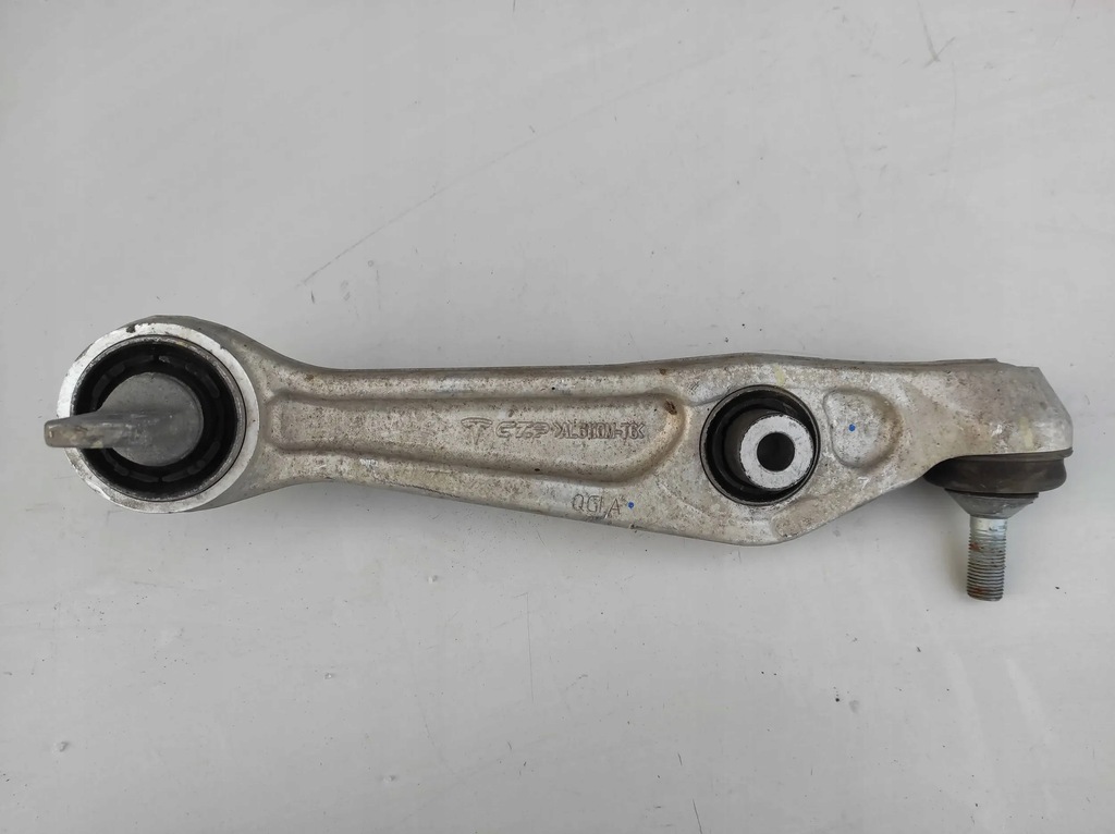 фото №2, Рычаг передний перед нижний tesla model 3