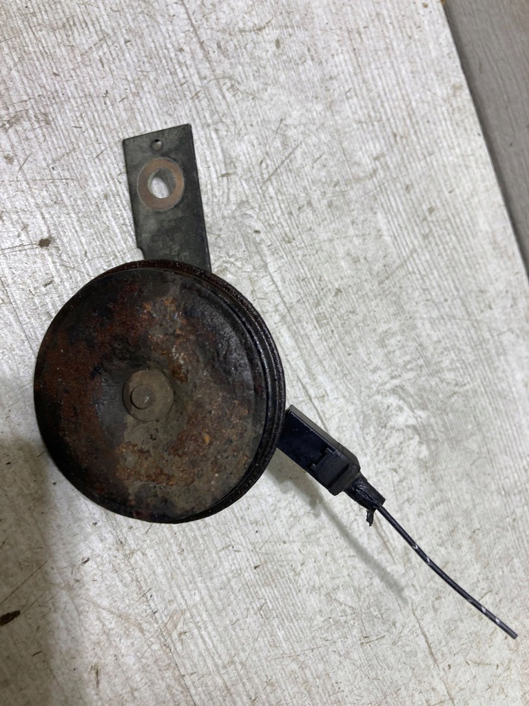 фото №1, Mitsubishi outlander 2017 клаксон