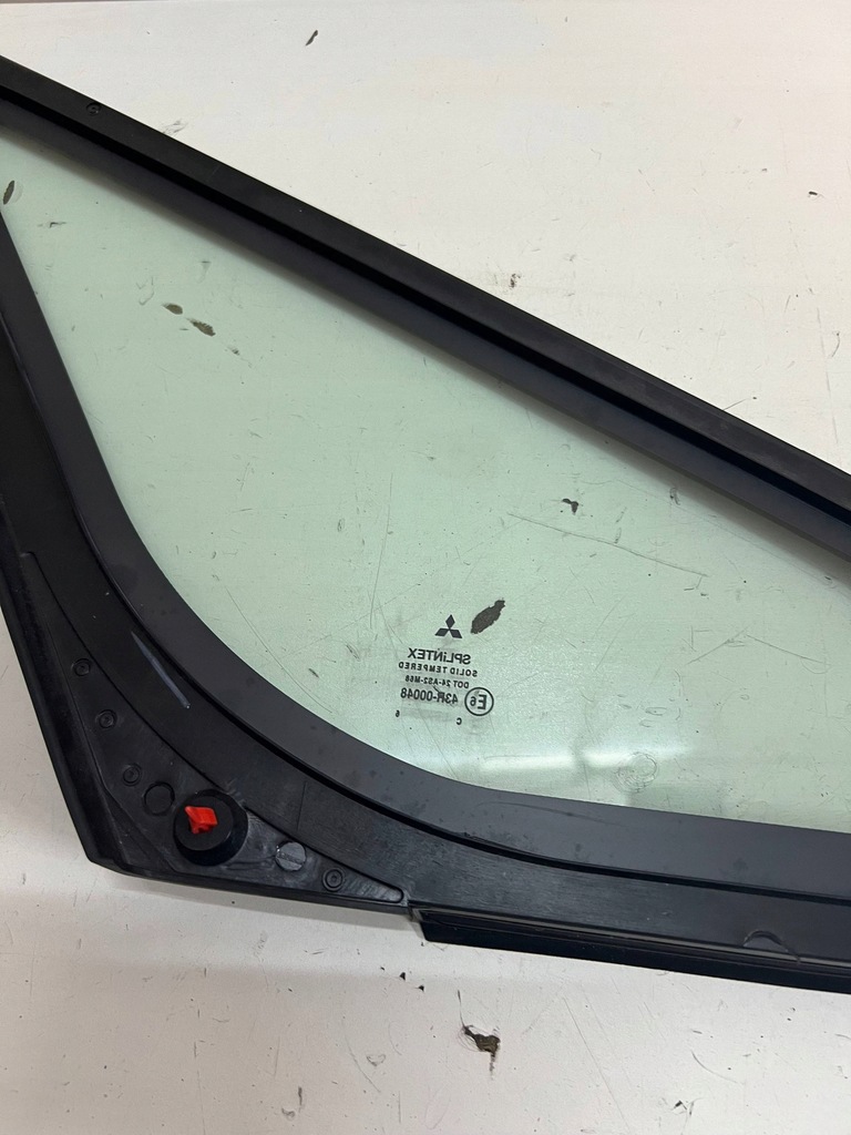 фото №7, Mitsubishi colt vi cz3 стекло кузовная перед треугольник nowa oem
