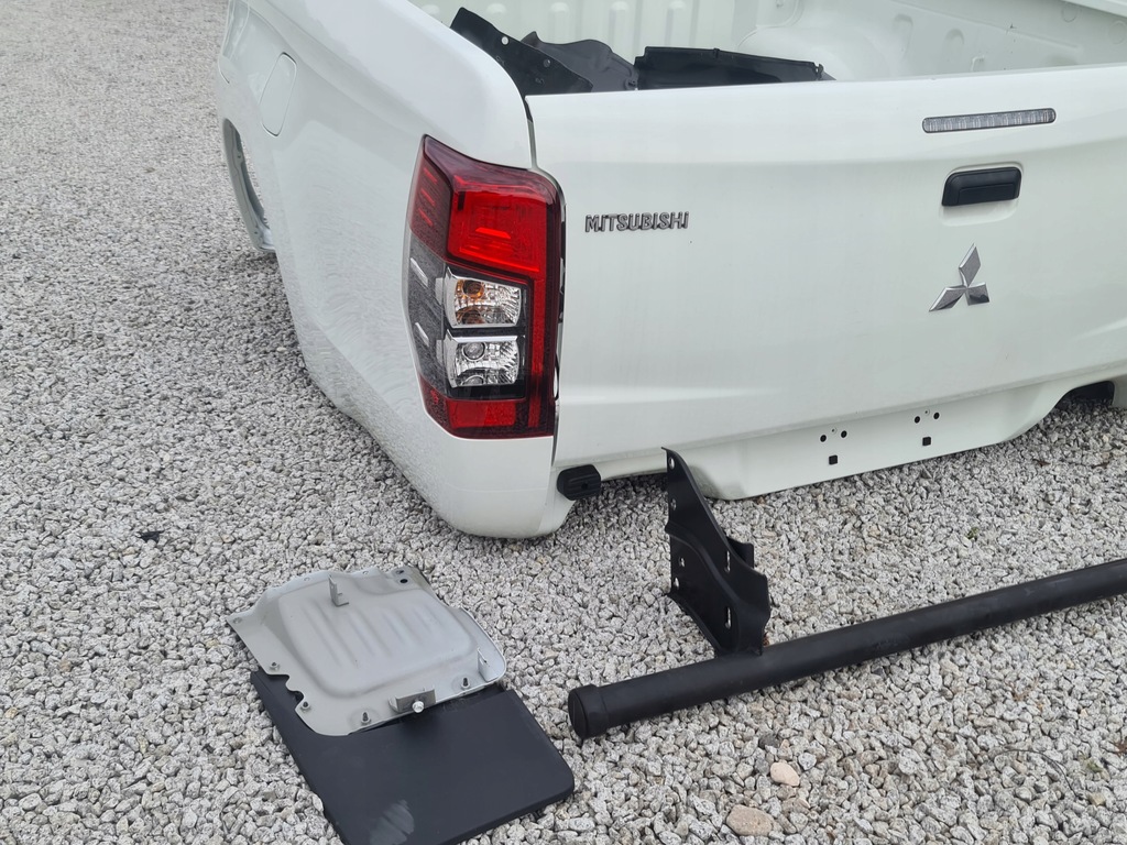 фото №7, Mitsubishi l200 2019 20 21 кузов піддон крила задня