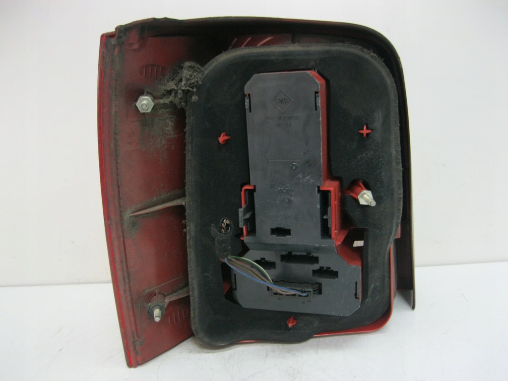 фото №5, Лампа задня права vw volkswagen passat b5 kombi