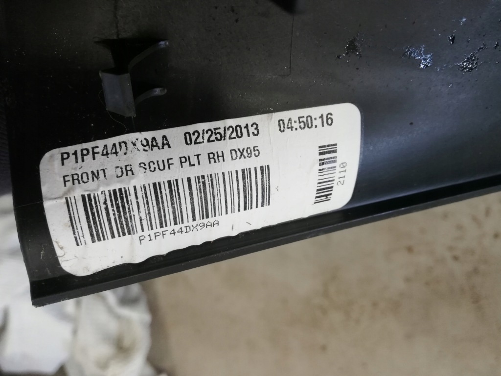 фото №4, Town country молдинг порог дверь правая p1pf44dx9aa