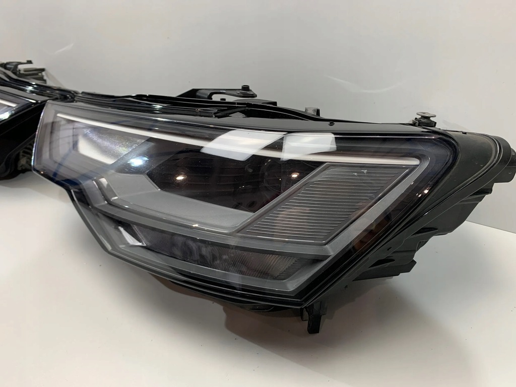 фото №6, Audi a6 c8 лампы перед передние full led полный