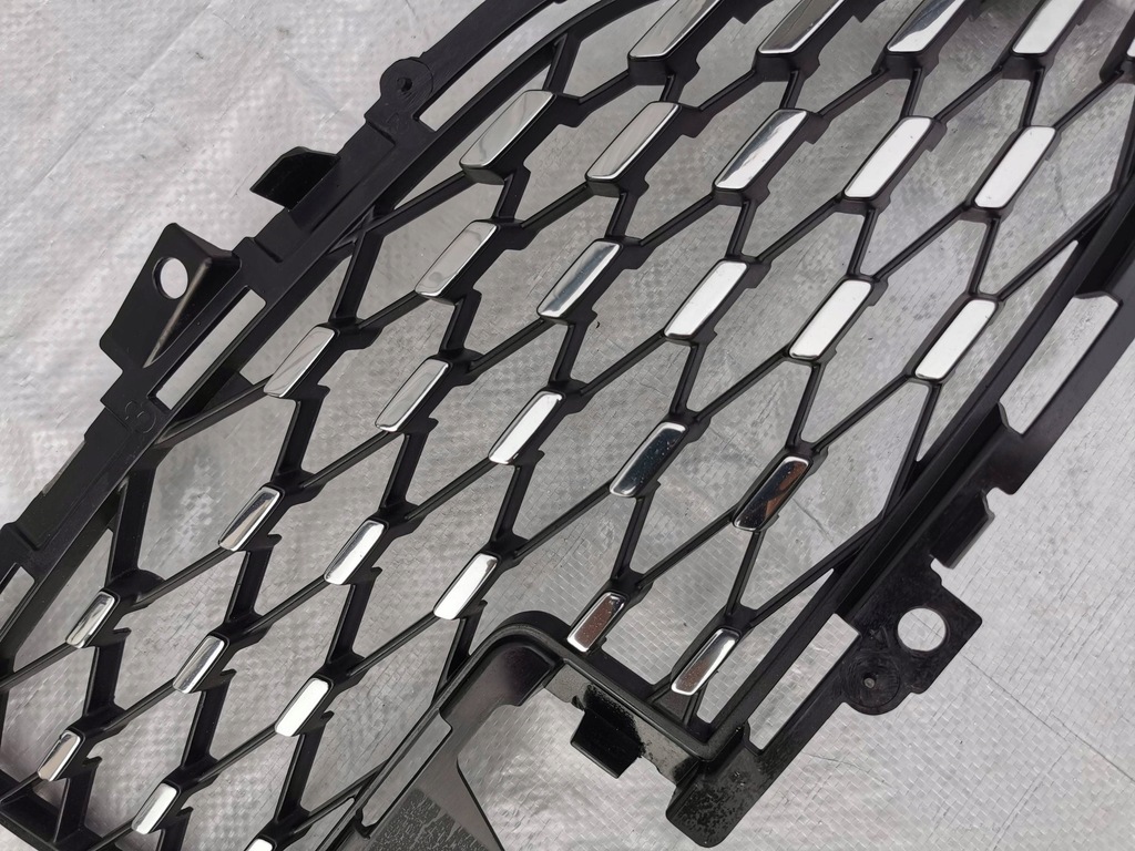 фото №6, Renault zoe lift 19- левая решётка бампера перед 622553535r b.ładna