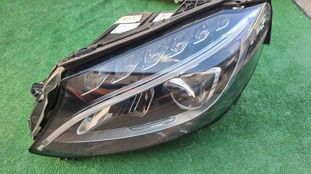 фото №1, Mercedes c-klasa w205 full led лампа передняя