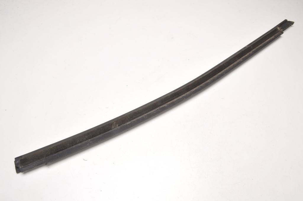 фото №6, Ghibli iii молдинг стекло подоконная задняя левая