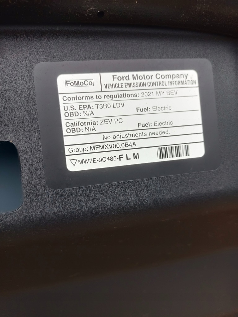 фото №12, Ford mustang mach-e 20- шумоизоляция капот lj8b-r16d672-bc usa