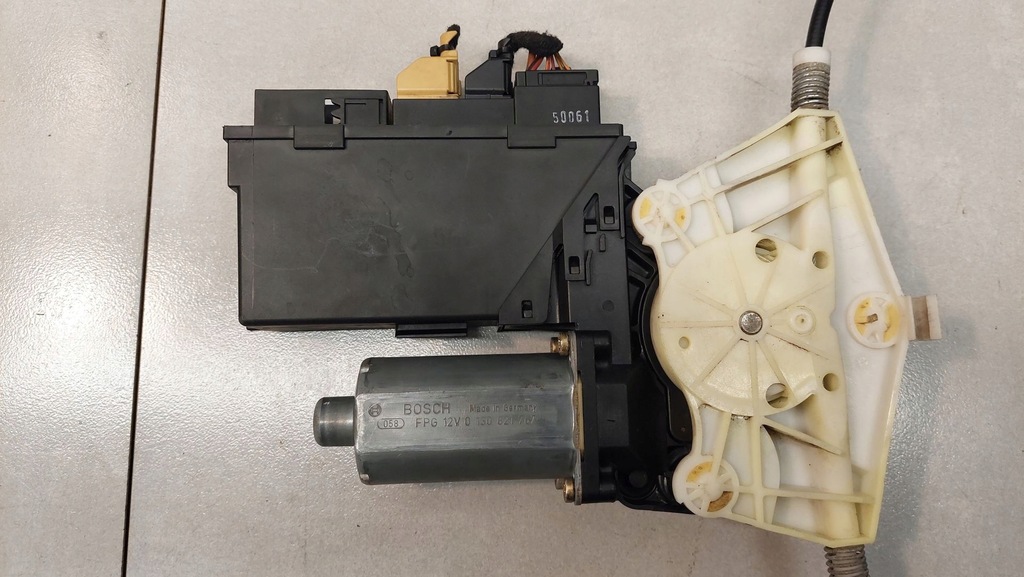 фото №7, Подъемник стекло левый задняя audi a4 b6 8e0959801a